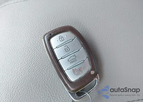 2017 Hyundai Elantra Limited z USA, uszkodzony, nr VIN 5NPD84LF6HH040387